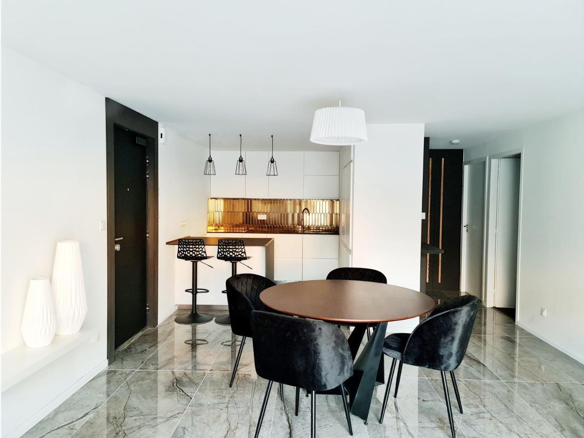 Moyi Apartment Basse-Goulaine Екстериор снимка