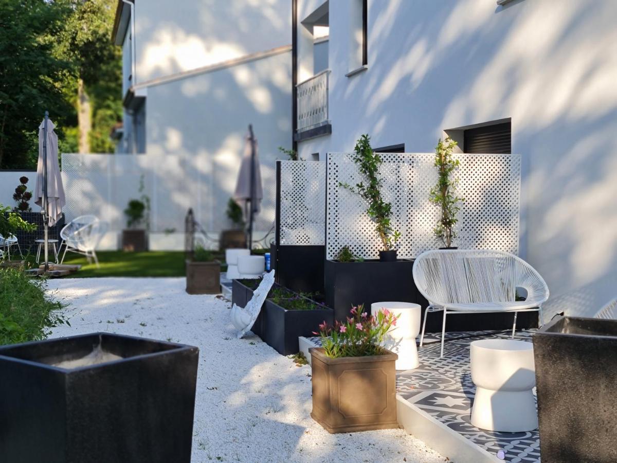 Moyi Apartment Basse-Goulaine Екстериор снимка